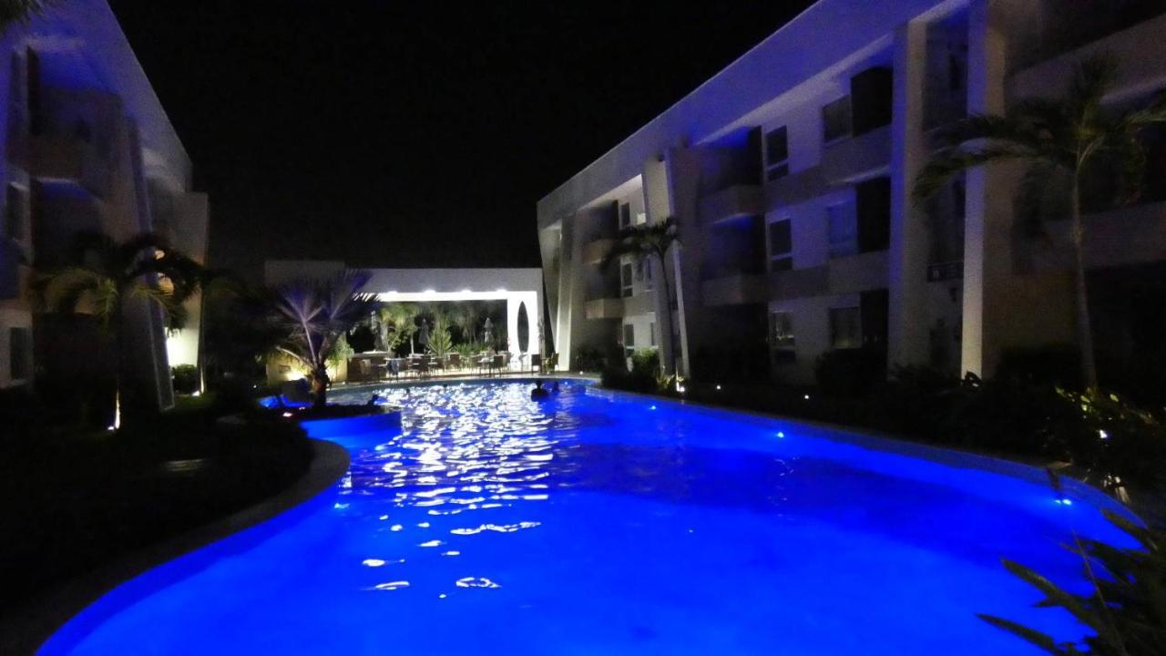 Porto Smeralda, Praia De Guarajuba, Formidavel Exterior photo